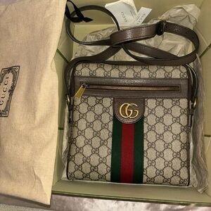Gucci Beige/Brown GG Supreme Messenger Bag with Red & Green Web